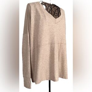 Blumin Apparel Womens V-Neck Lightweight Sweater Size Large Blouse Tan Beige Top